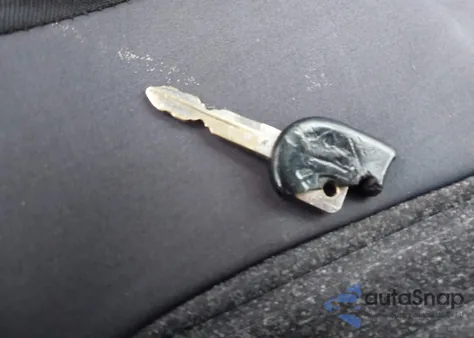 2008 Ford Focus Se/Ses z USA, uszkodzony, nr VIN 1FAHP35N18W278148